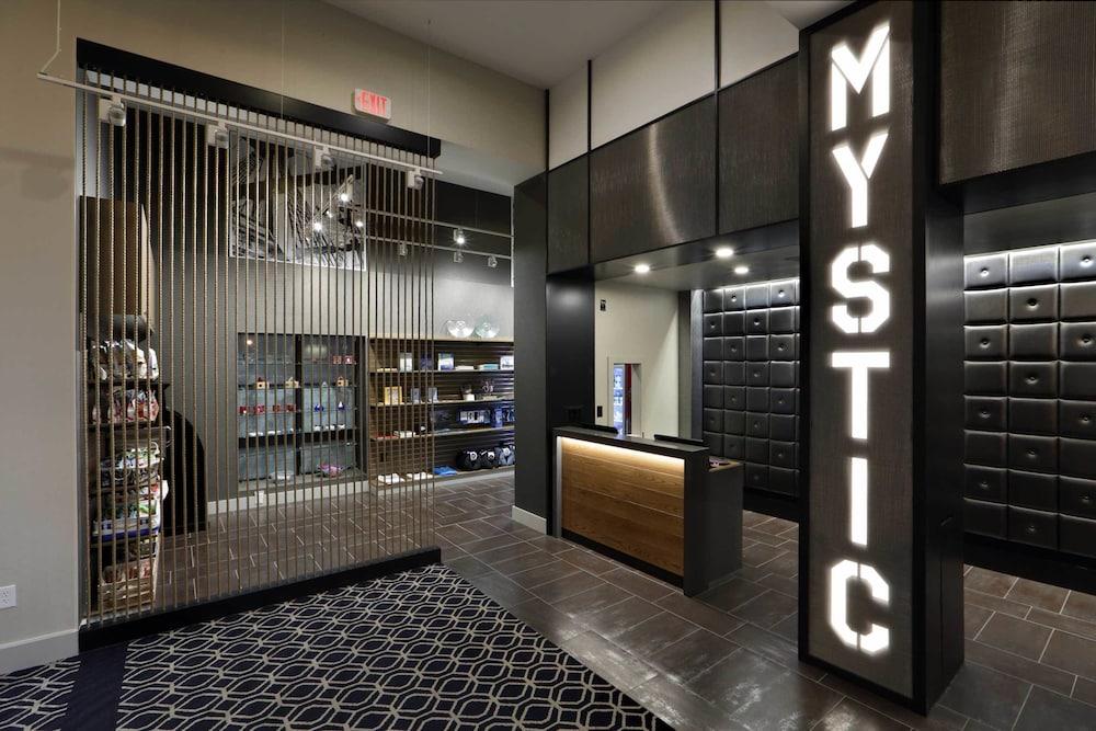Hilton Mystic Ξενοδοχείο Εξωτερικό φωτογραφία